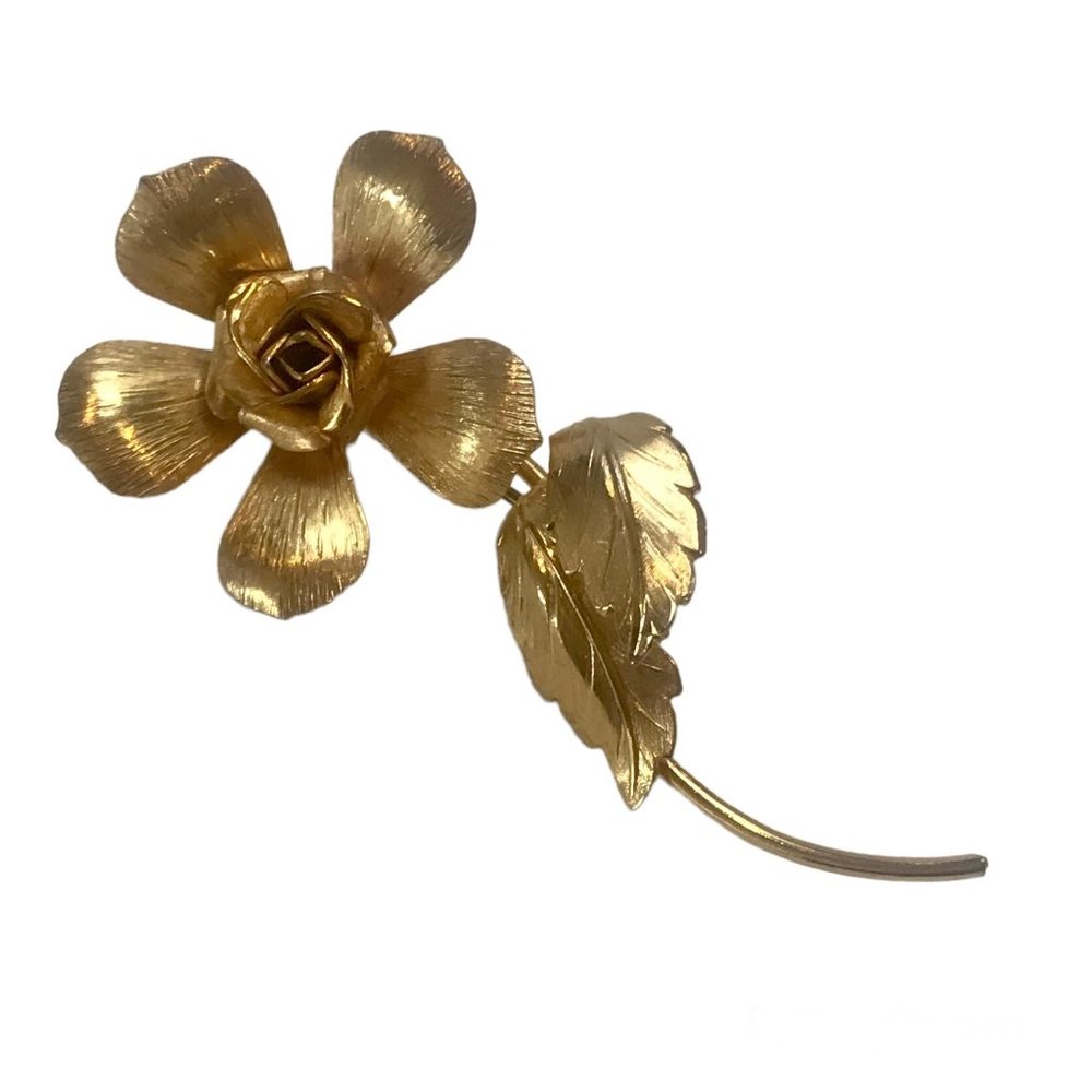 Flower Brooch Gold Tone by Corocraft